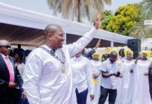 Reelected Mayor Bensouda, new Councillors take an oath of office