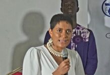 Kora Star Sona Jobarteh Urges Young Gambian Musicians to Reclaim Griot Legacy